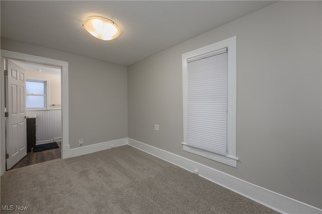 A A Moores North Barberton Al - Residential