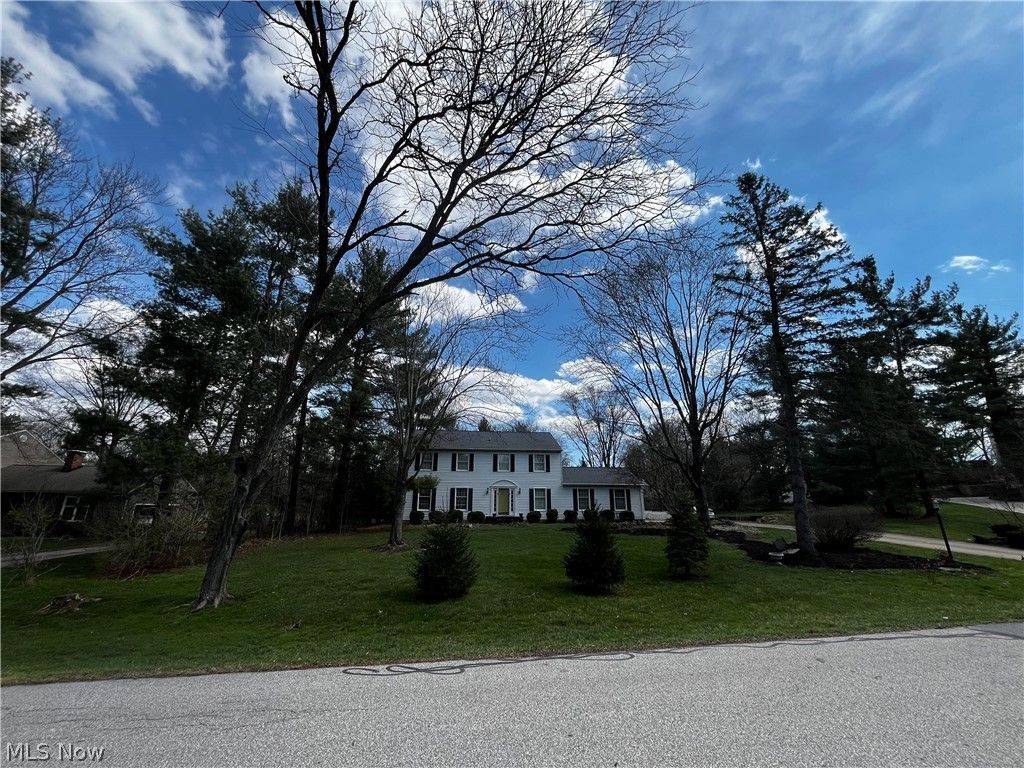 Photo of 7671 Salem Drive, Hudson, OH 44236 (MLS # 5206189)