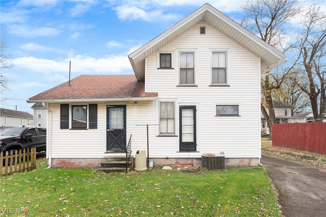 682 Maple Avenue, Conneaut, Ohio image 25