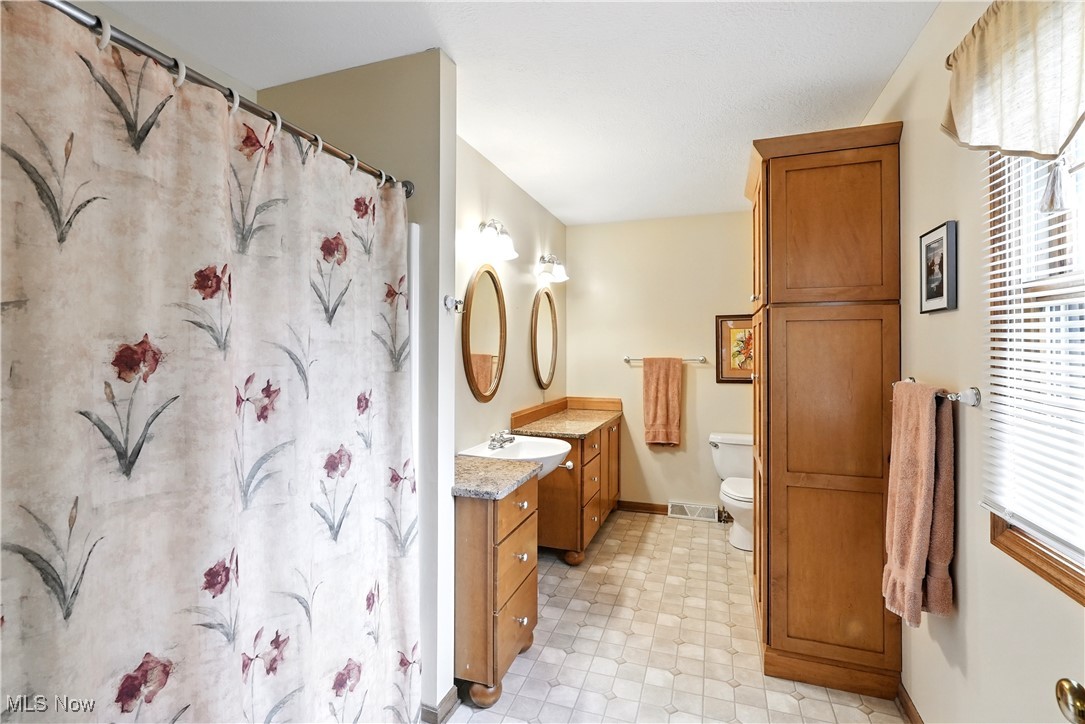 4011 Highpoint Drive, Uniontown, Ohio image 23