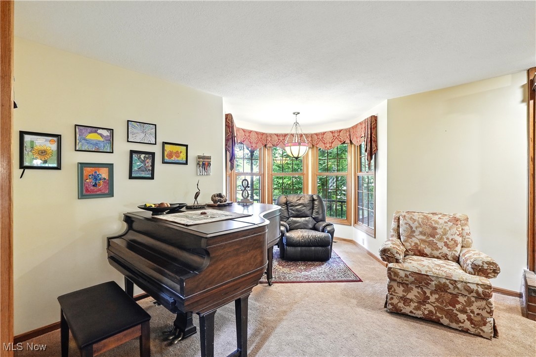 4011 Highpoint Drive, Uniontown, Ohio image 8