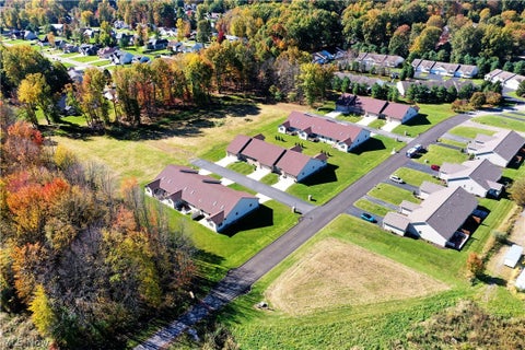 Tiny photo for 10 Bayview Circle, Cortland, OH 44410 (MLS # 5255784)