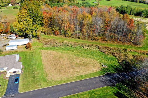Tiny photo for 10 Bayview Circle, Cortland, OH 44410 (MLS # 5255784)
