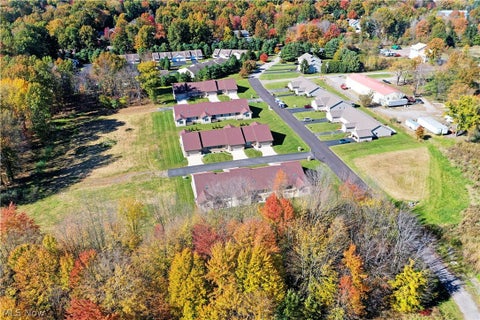Tiny photo for 10 Bayview Circle, Cortland, OH 44410 (MLS # 5255784)