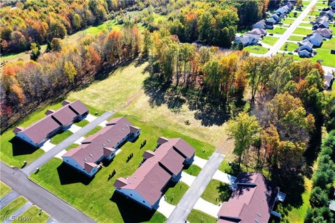 Tiny photo for 10 Bayview Circle, Cortland, OH 44410 (MLS # 5255784)
