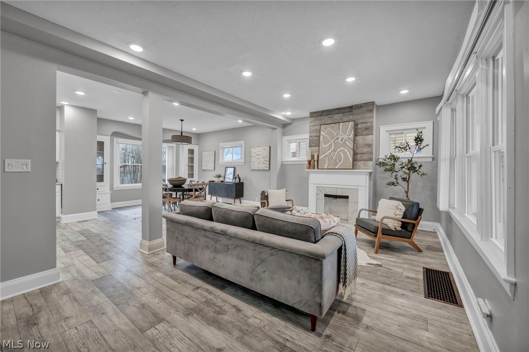 Cranwood Land Companys 04 - Residential