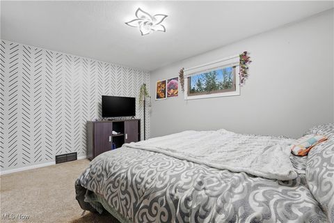 Tiny photo for 6111 Hollydale Avenue NE, Canton, OH 44721 (MLS # 5180377)