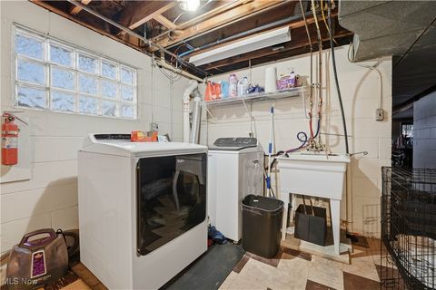 Tiny photo for 6111 Hollydale Avenue NE, Canton, OH 44721 (MLS # 5180377)