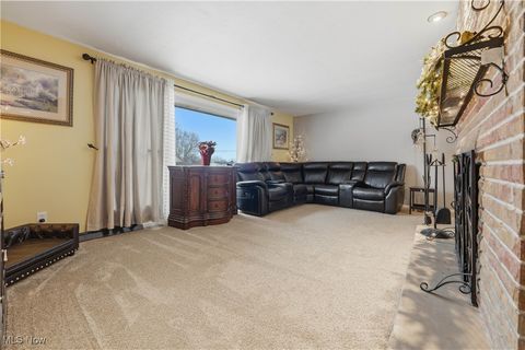 Tiny photo for 6111 Hollydale Avenue NE, Canton, OH 44721 (MLS # 5180377)