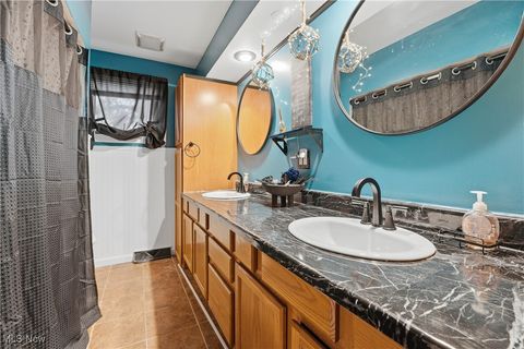 Tiny photo for 6111 Hollydale Avenue NE, Canton, OH 44721 (MLS # 5180377)