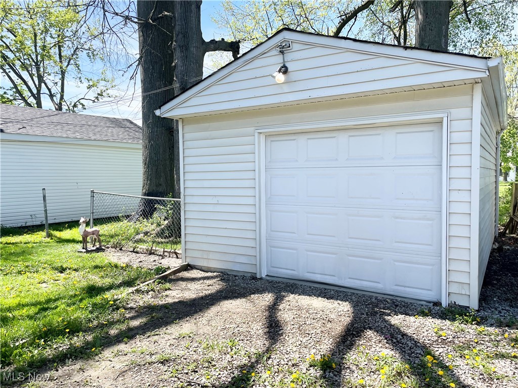 169 Boston Avenue, Elyria, Ohio image 13