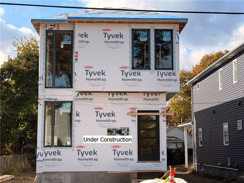 1872 W 57th Street Cleveland OH 44102