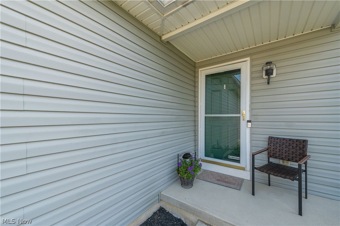 6239 Greenview Trail