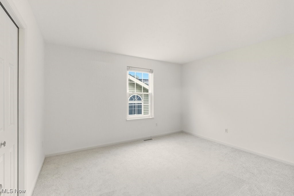 Twinsburg, Ohio 44087, United States, 3 Bedrooms Bedrooms, ,2 BathroomsBathrooms,Residential,Active,225362