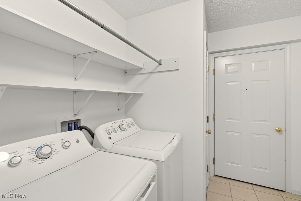 Twinsburg, Ohio 44087, United States, 3 Bedrooms Bedrooms, ,2 BathroomsBathrooms,Residential,Active,225362