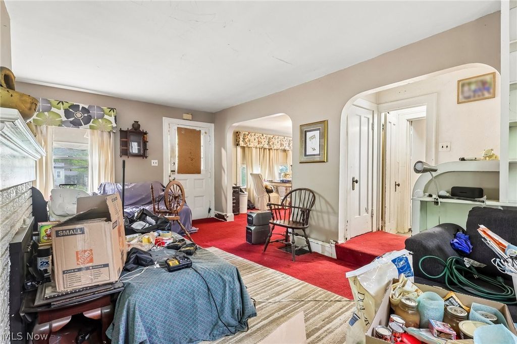 Photo of 3590 Woodridge Road, Cleveland Heights, OH 44121 (MLS # 5204523)