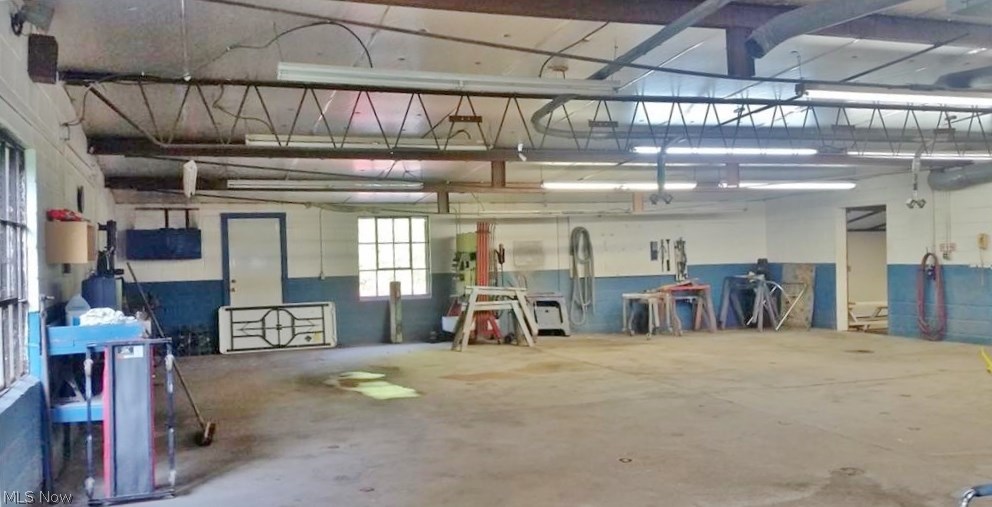 Nelson Township - Commercial Sale