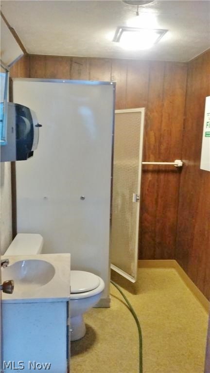 Nelson Township - Commercial Sale