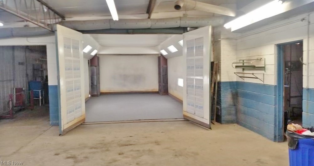 Nelson Township - Commercial Sale