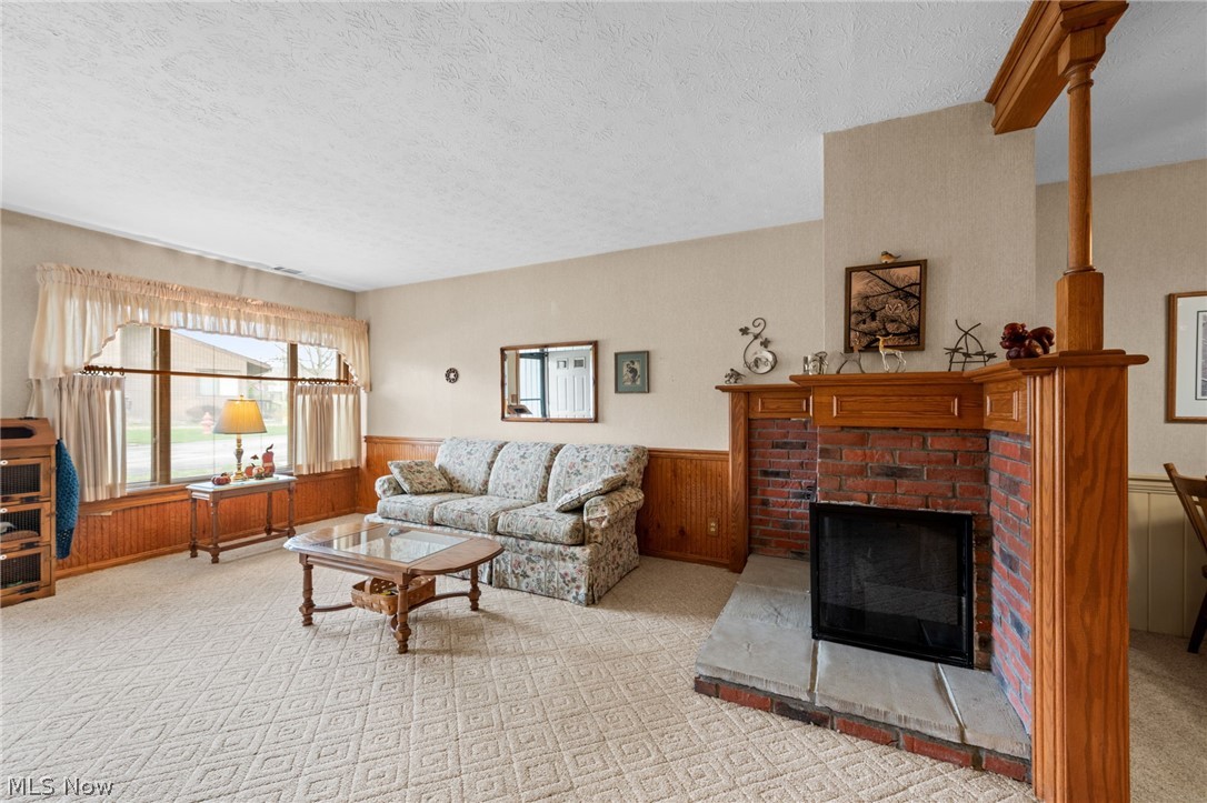 Tymber Skan Condo - Residential