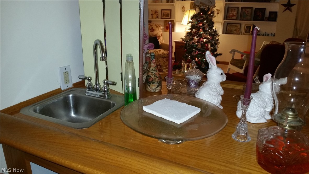 Oak Tree Vill - Residential