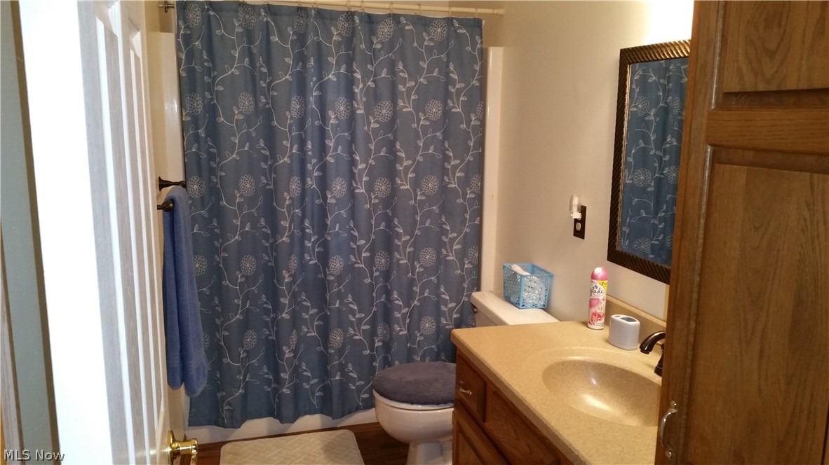 Oak Tree Vill - Residential