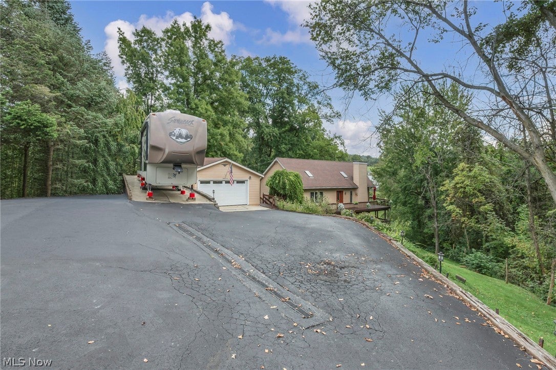 2671 Gayer Road