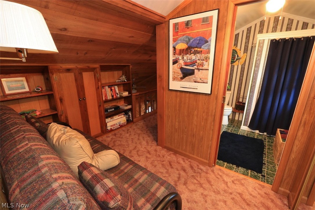 Rock Hollow Sub - Residential