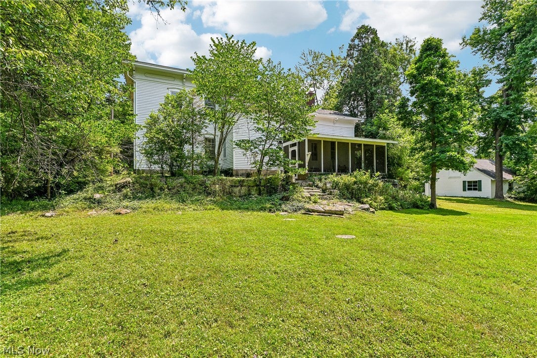 9640 Darrow Road