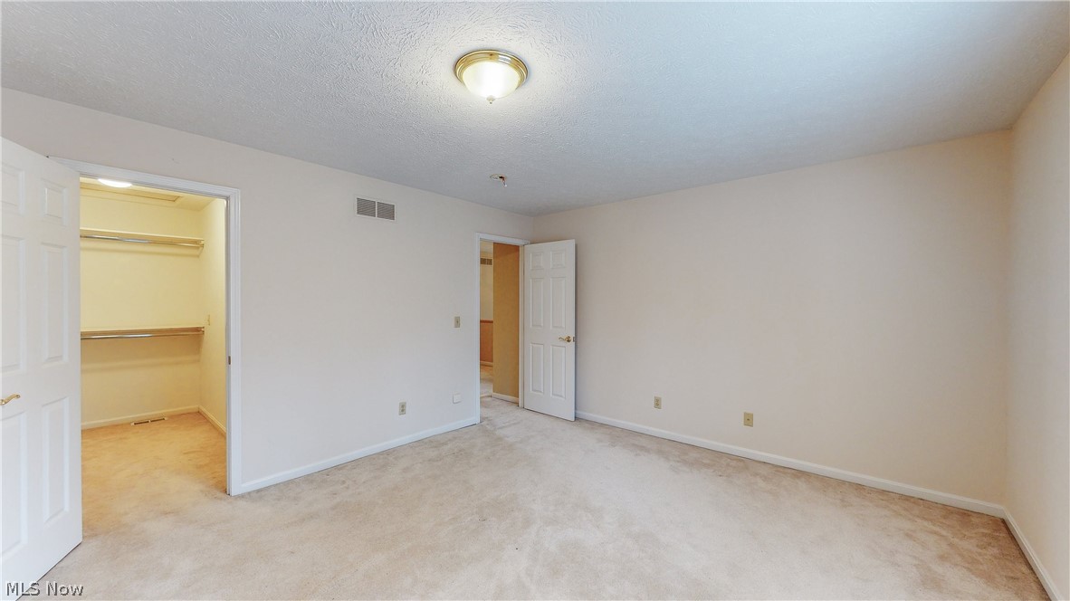 Chagrin Highlands Loch - Residential