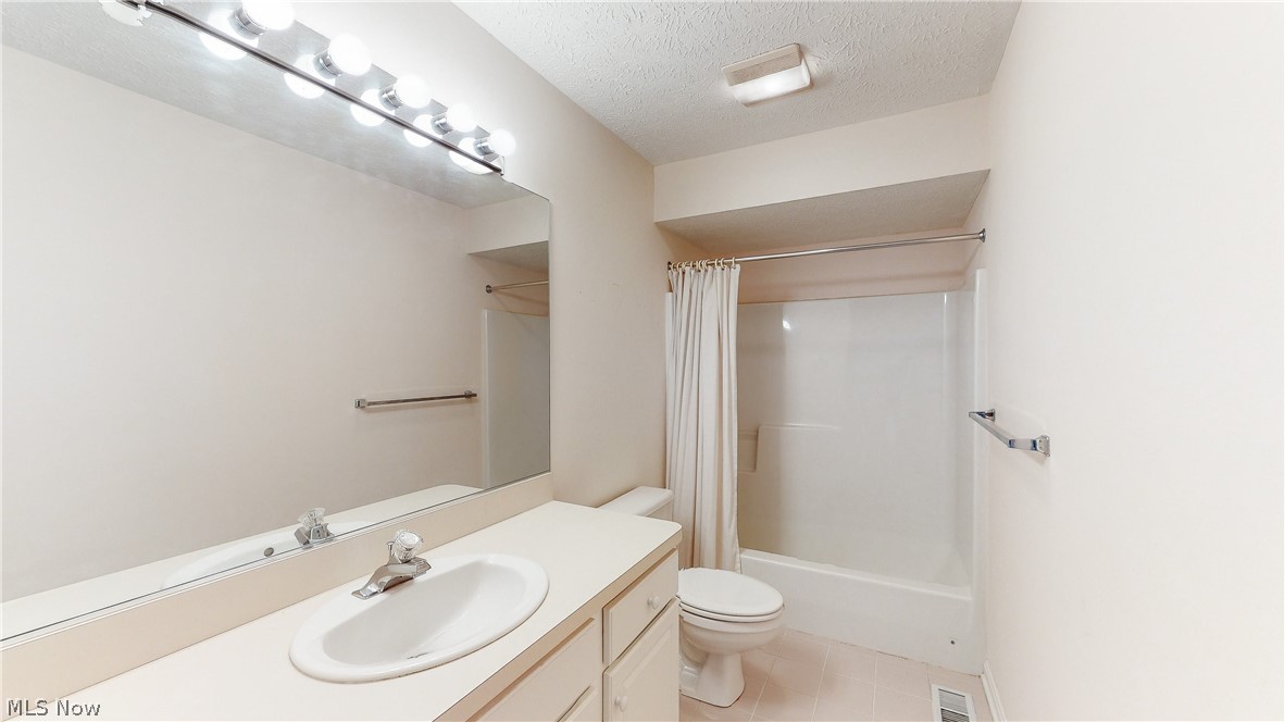 Chagrin Highlands Loch - Residential