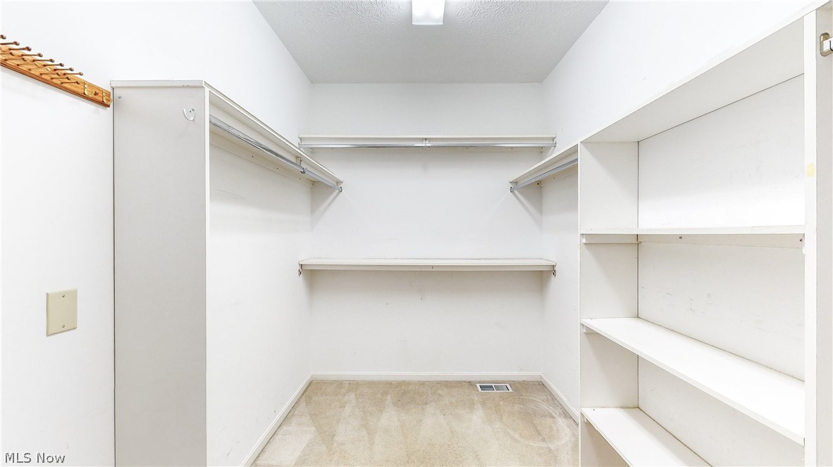 Chagrin Highlands Loch - Residential