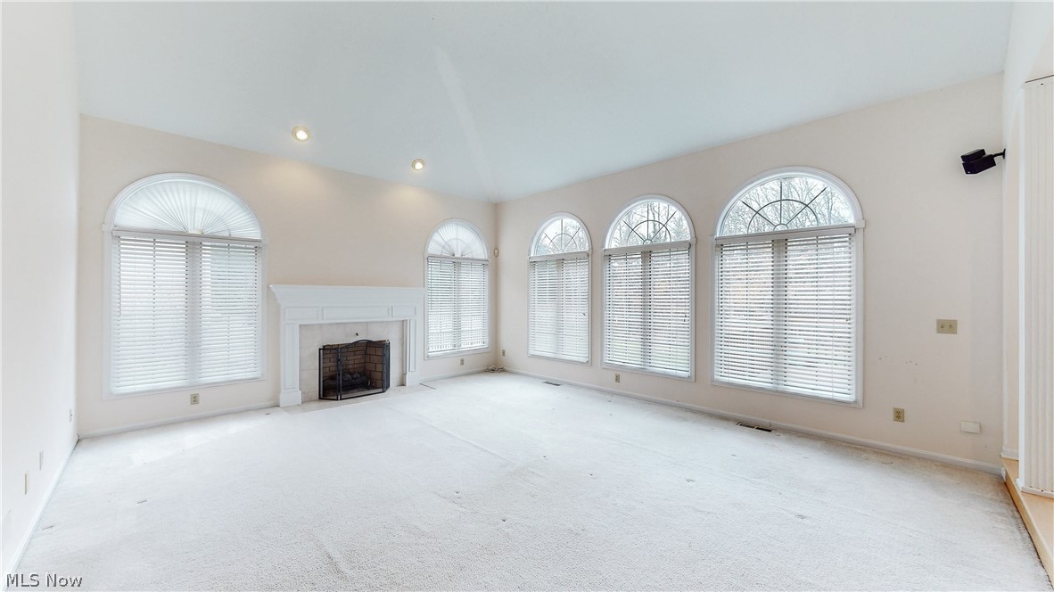 Chagrin Highlands Loch - Residential