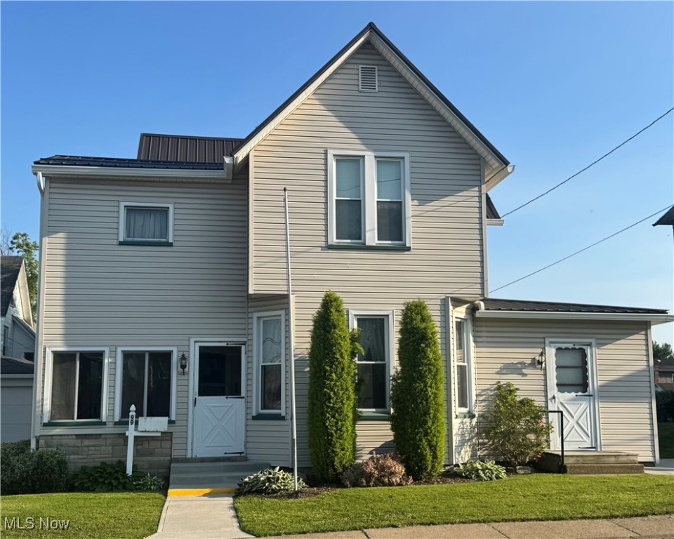 99 W Martin Street, East Palestine, Ohio image 1