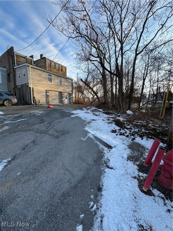 152 E Main Street