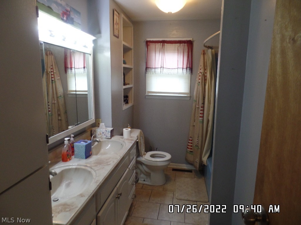 Walnut Hills - Residential