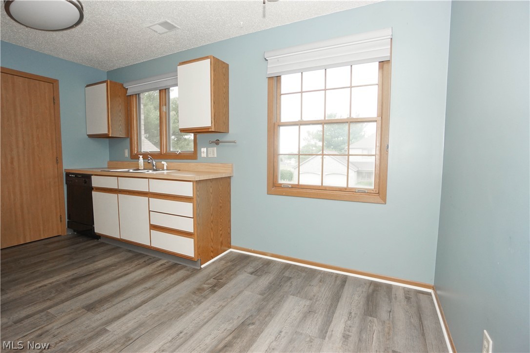 Southwestern Place Condos - Residential