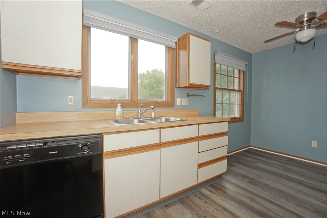 Southwestern Place Condos - Residential