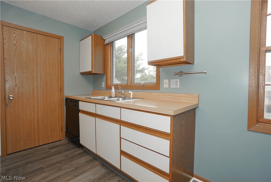 Southwestern Place Condos - Residential