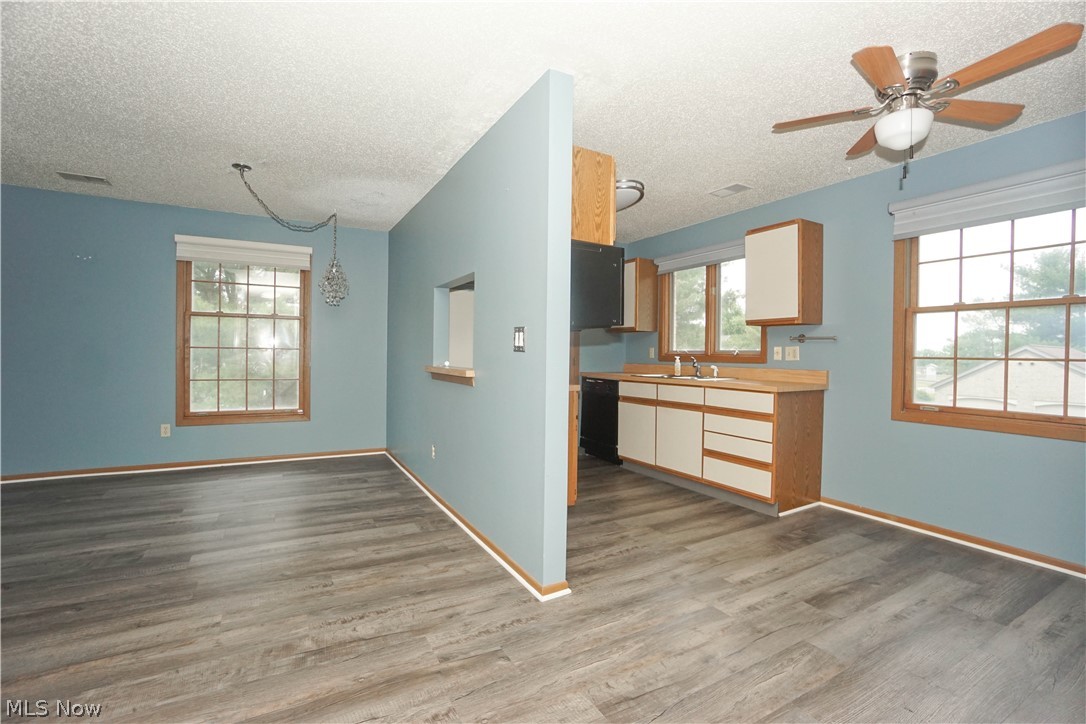 Southwestern Place Condos - Residential