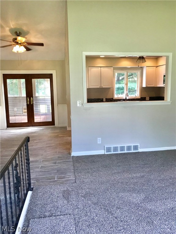 Pine Knoll Estates - Residential