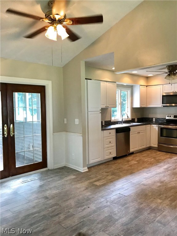 Pine Knoll Estates - Residential