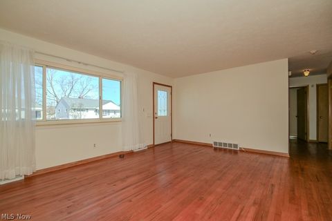 Tiny photo for 30224 Regent Road, Wickliffe, OH 44092 (MLS # 5192945)
