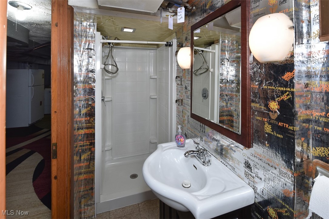 Spencer Road Resub - Residential Lease