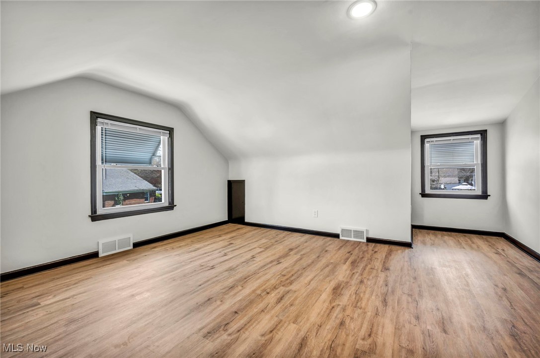 27540 Parkwood Avenue, Euclid, Ohio image 32