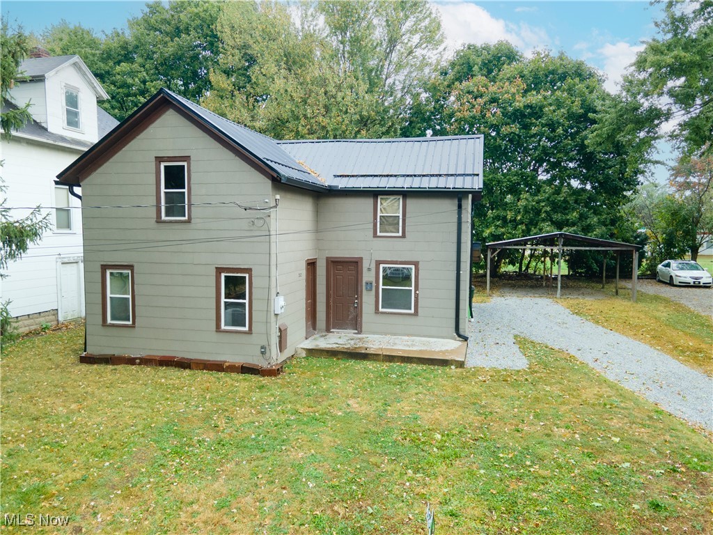 Welcome to this 3-bedroom, 1-bathroom home located just minutes from downtown Wooster and close to The College of Wooster campus. Perfect as a starter home or rental property, this residence combines convenience with recent updates.
The main floor features a full bathroom, laundry hookups, and a kitchen where all appliances convey—including the refrigerator, dishwasher, and range. Upstairs, you’ll find three comfortable bedrooms.
Recent upgrades include a brand-new black metal roof, along with new gutters and downspouts, giving the home a fresh, updated look and long-lasting durability. A 2-bay carport adds extra convenience and covered parking.
Don’t miss this opportunity to own an affordable home!
