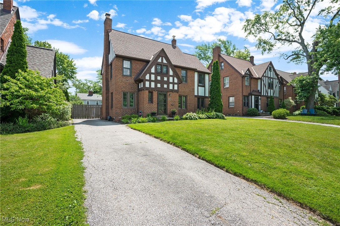 3637 Sutherland Road