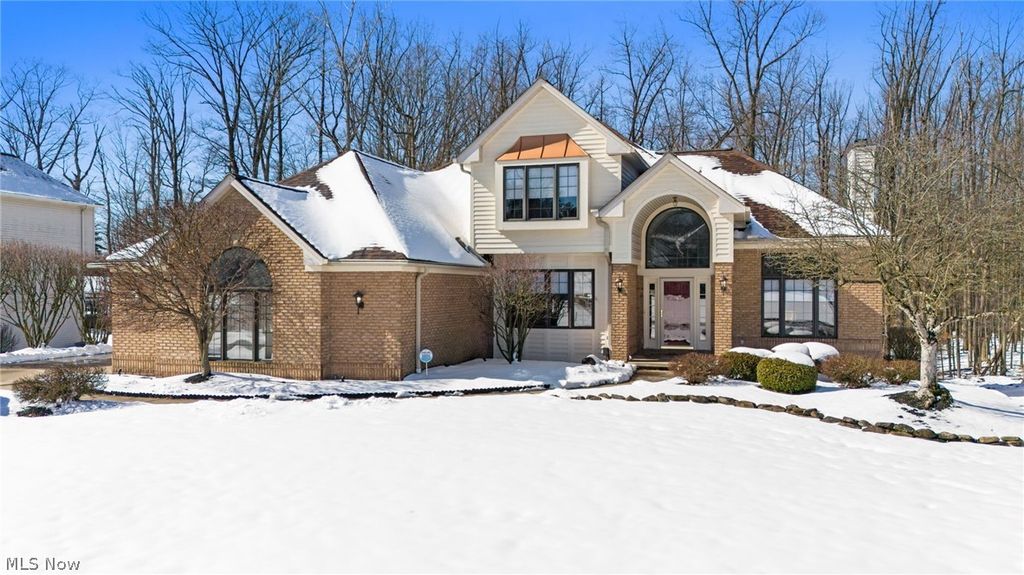 Photo of 11148 Hempstead Lane, North Royalton, OH 44133 (MLS # 5190899)
