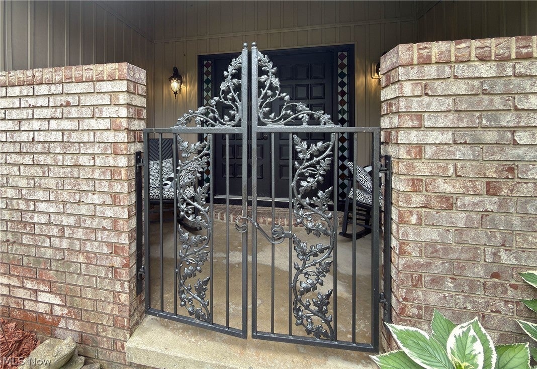 3466 Clover Drive