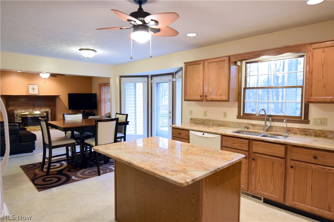 Gemwood Knolls 10 - Residential